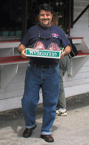 Jorge buys strawberries